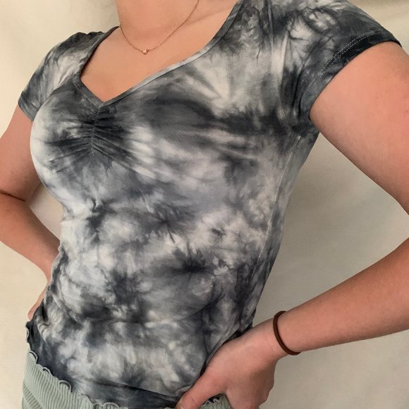 American Eagle Soft and Sexy Tie-dye T-shirt - Picture 2 of 4